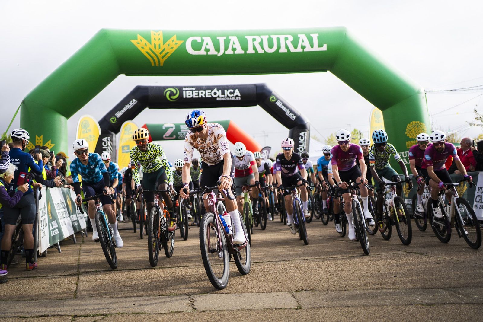 @deladelaiglesia  73D4519