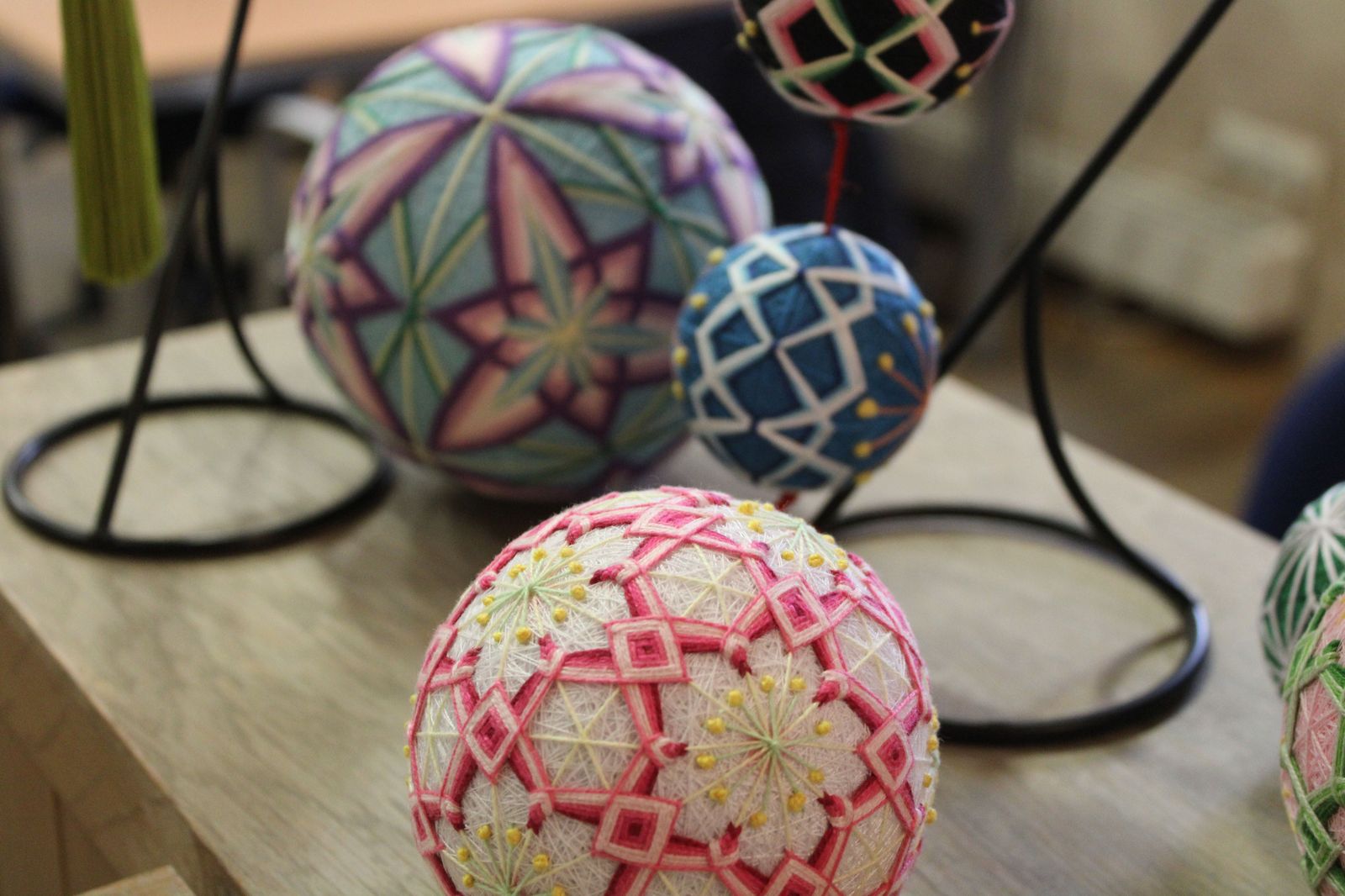 temari-artesania-tradicional-japonesa-elaborada-en-el-centro-cultural-hispano-japones-en-salamanca-7
