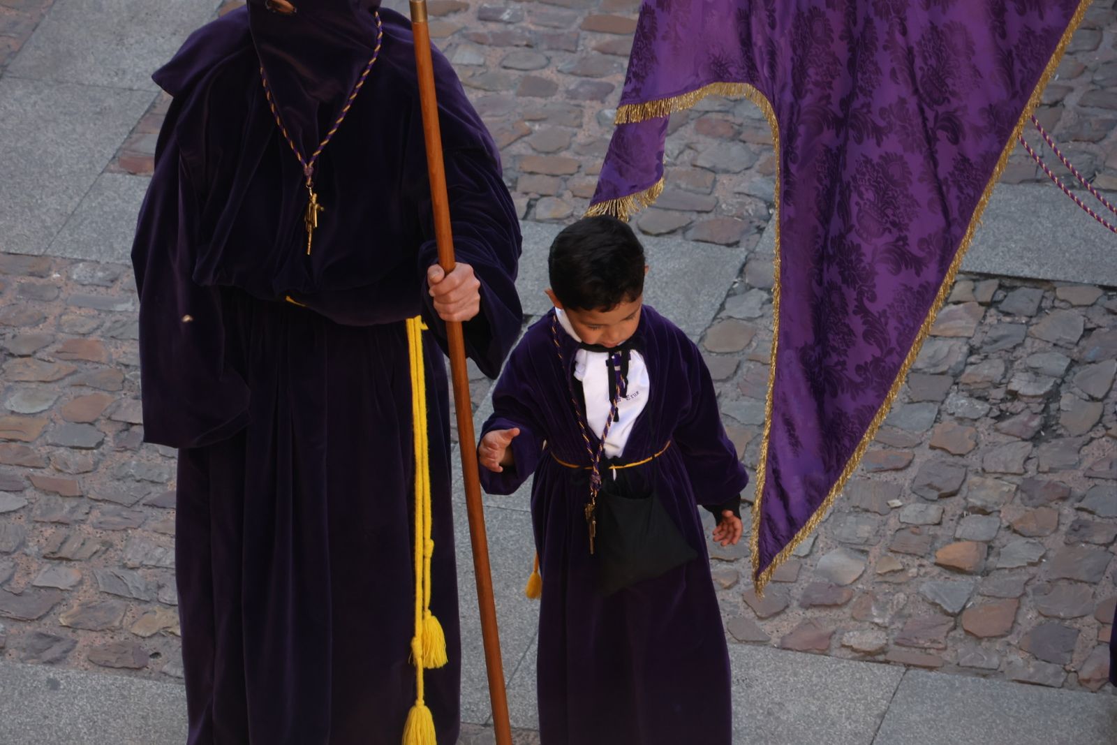 GALERÍA | Revive en imágenes la procesión de la Vera Cruz