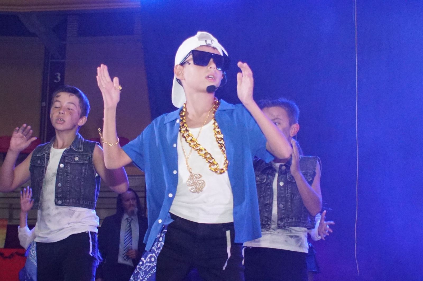 Emoción y creatividad en la primera cita del Play Back infantil en Alba de Tormes