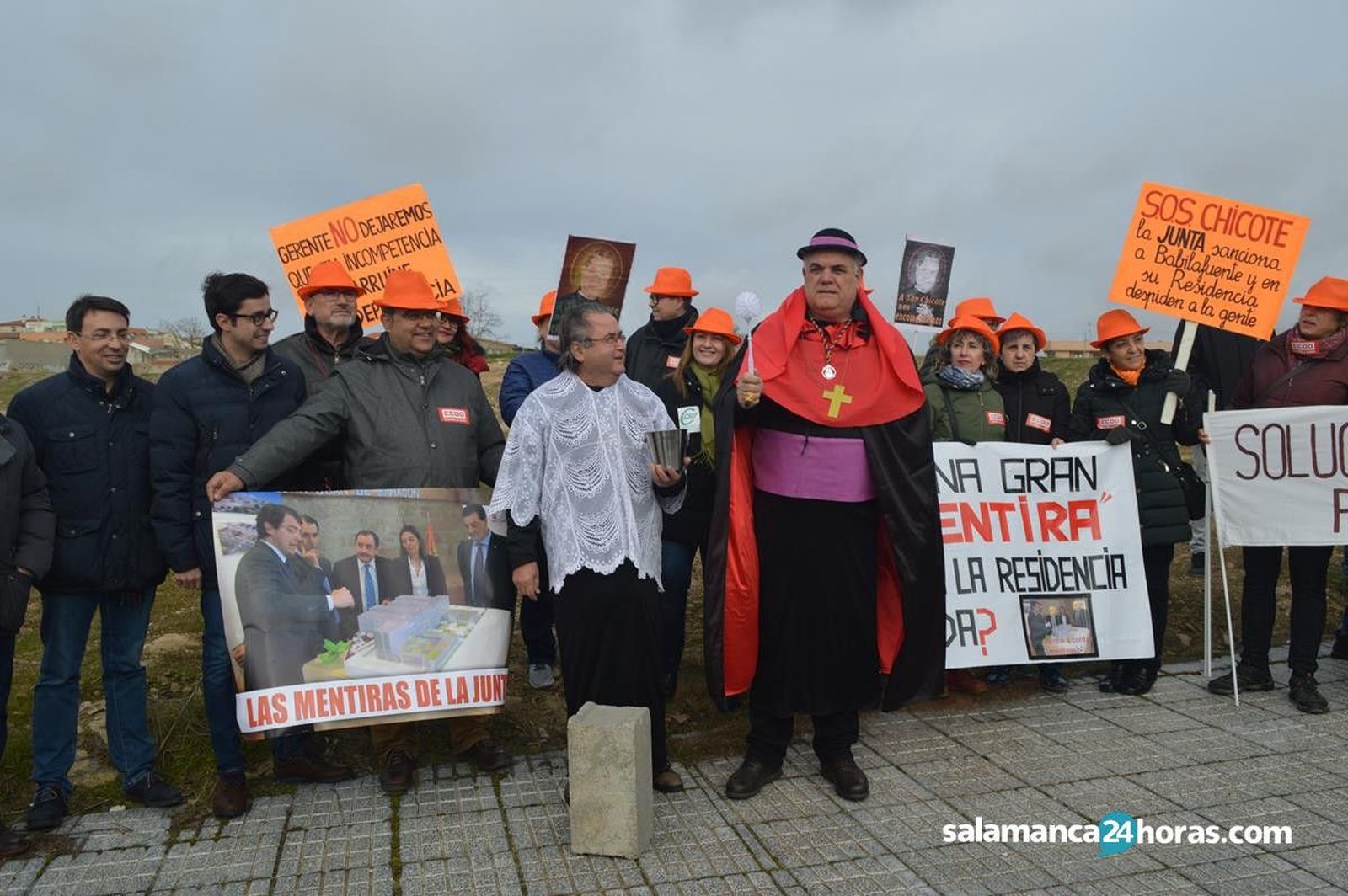 Manifestación por la residencia de puente ladrillo (7)