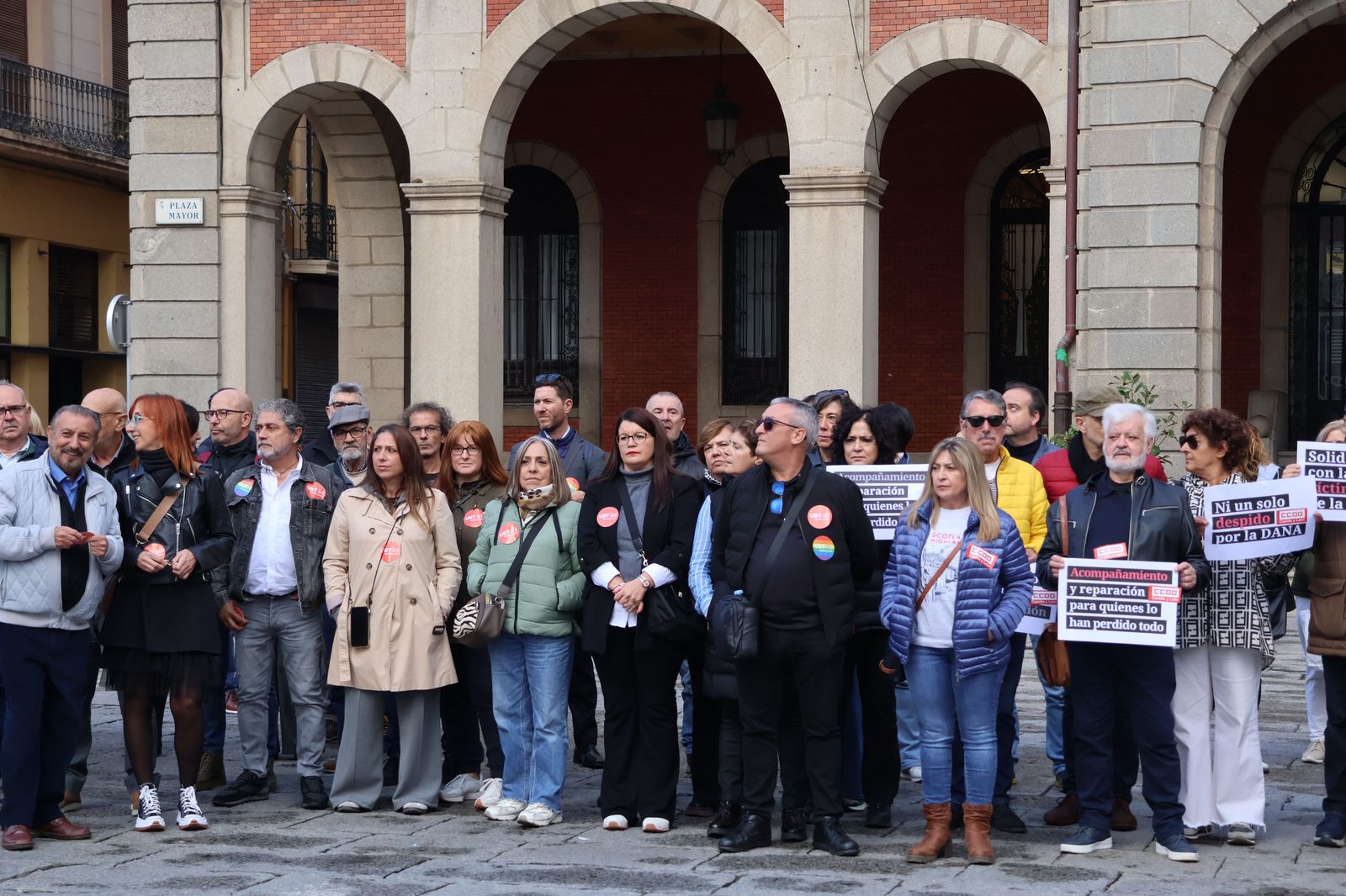 manifestacion-de-los-sindicatos-frente-al-ayuntamiento-16