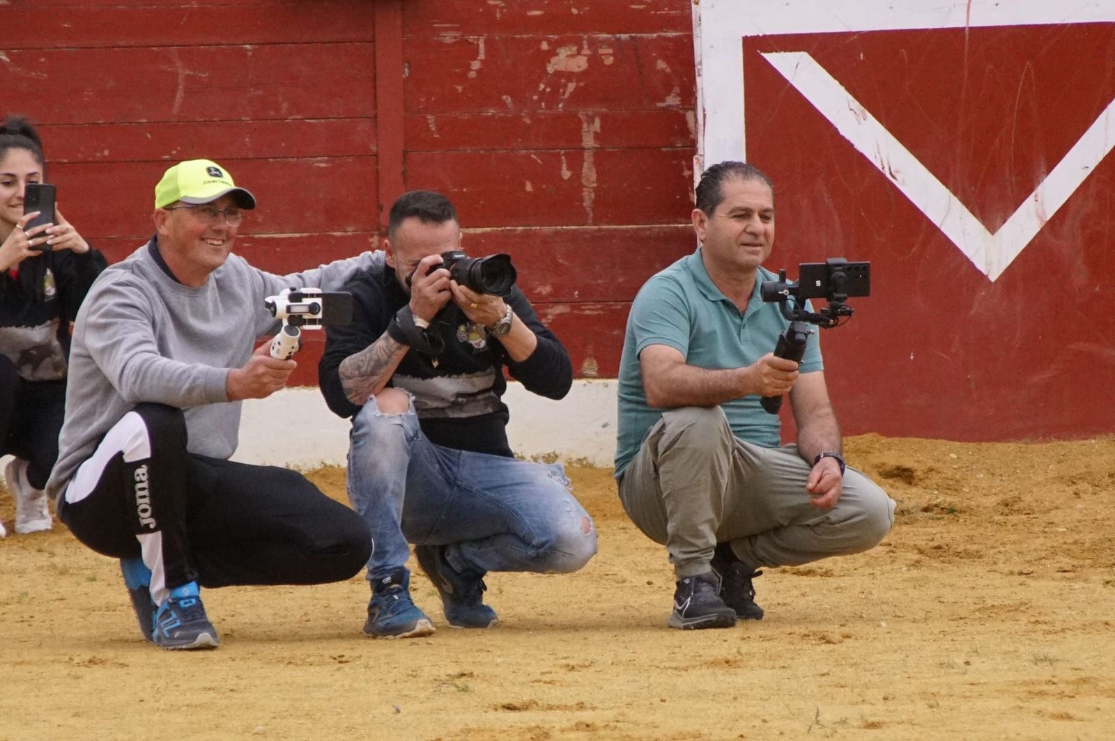 ambiente-y-participacion-durante-el-toro-del-voto-en-villoria-suelta-de-dos-toros-del-cajon-foto-juanes-11