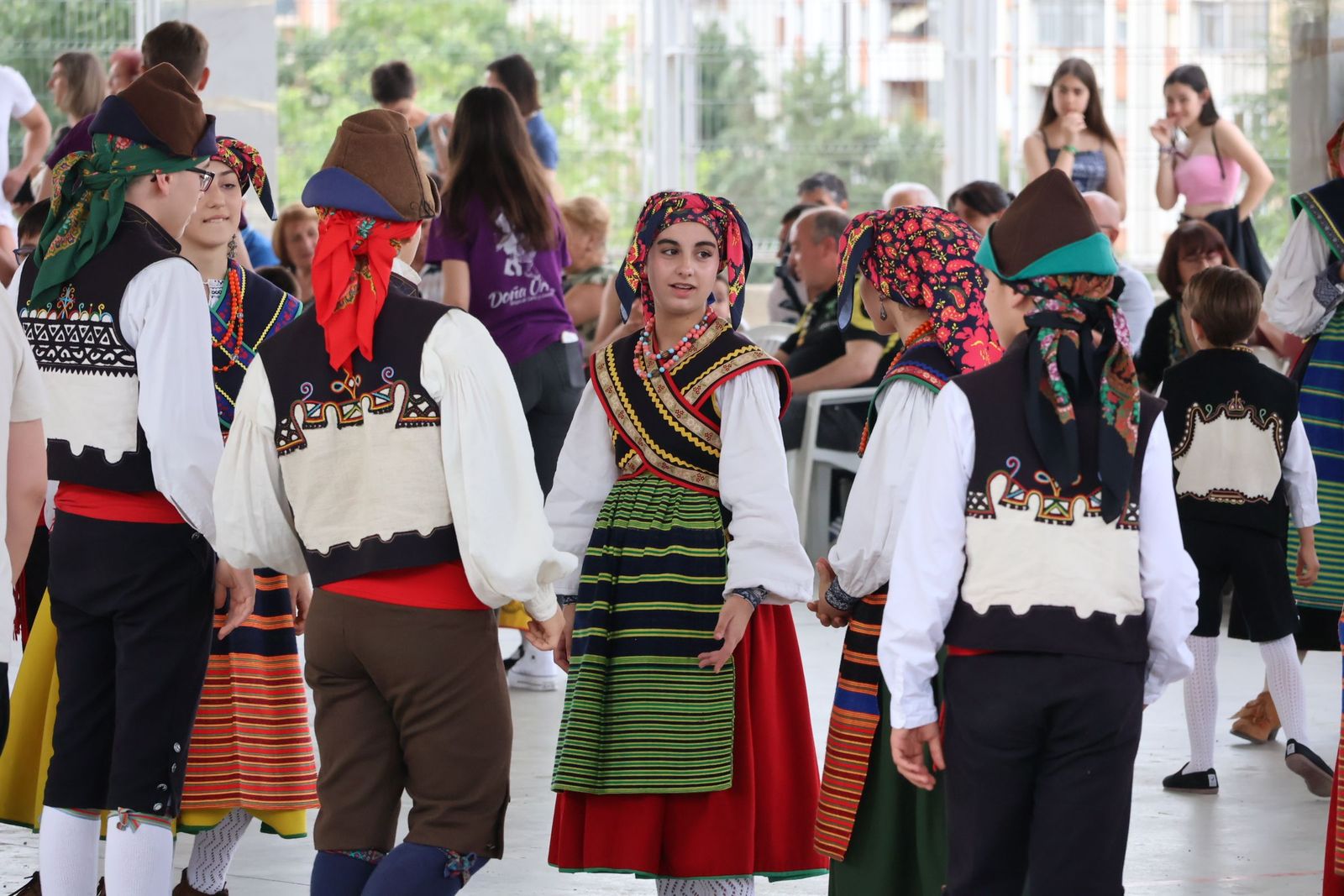 actuacion-fin-de-curso-de-la-escuela-de-baile-dona-urraca-9