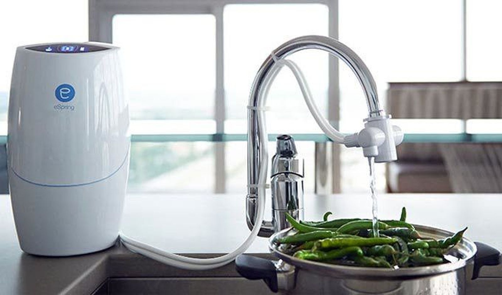 ¿Cómo diferenciar a los timadores del “grifo del agua” de los vendedores profesionales?