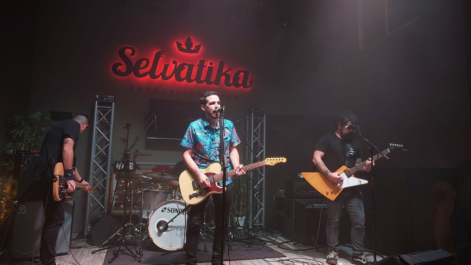 fhlim-en-la-sala-selvatika-33