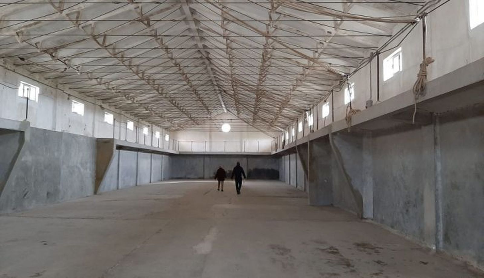 Los silos de Peñaranda y Gomecello ya tienen dueños, sin comprador el de Cantalapiedra