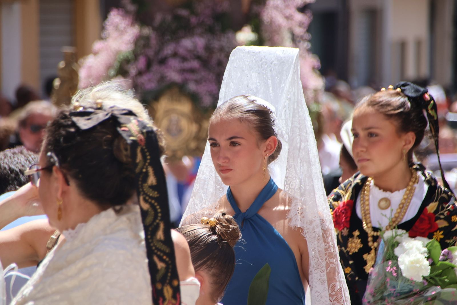 Procesión y ofrenda floral en honor de Nuestra Señora de la Asunción en Guijuelo