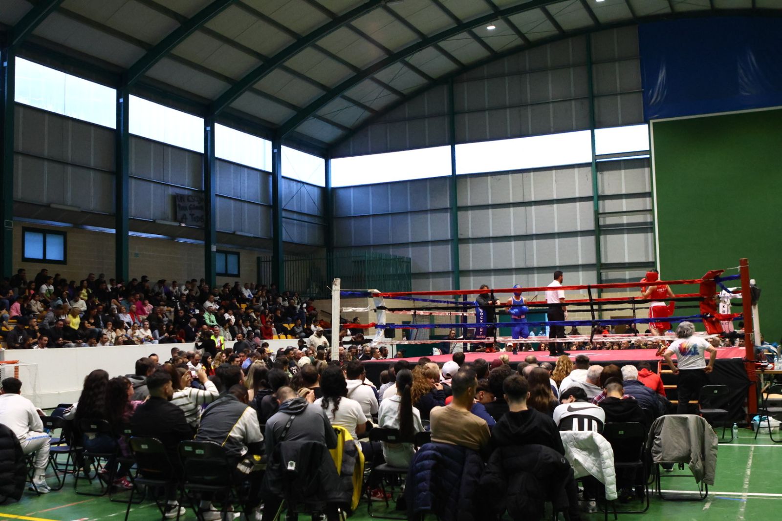 Velada de Boxeo en el Pabellón de San José