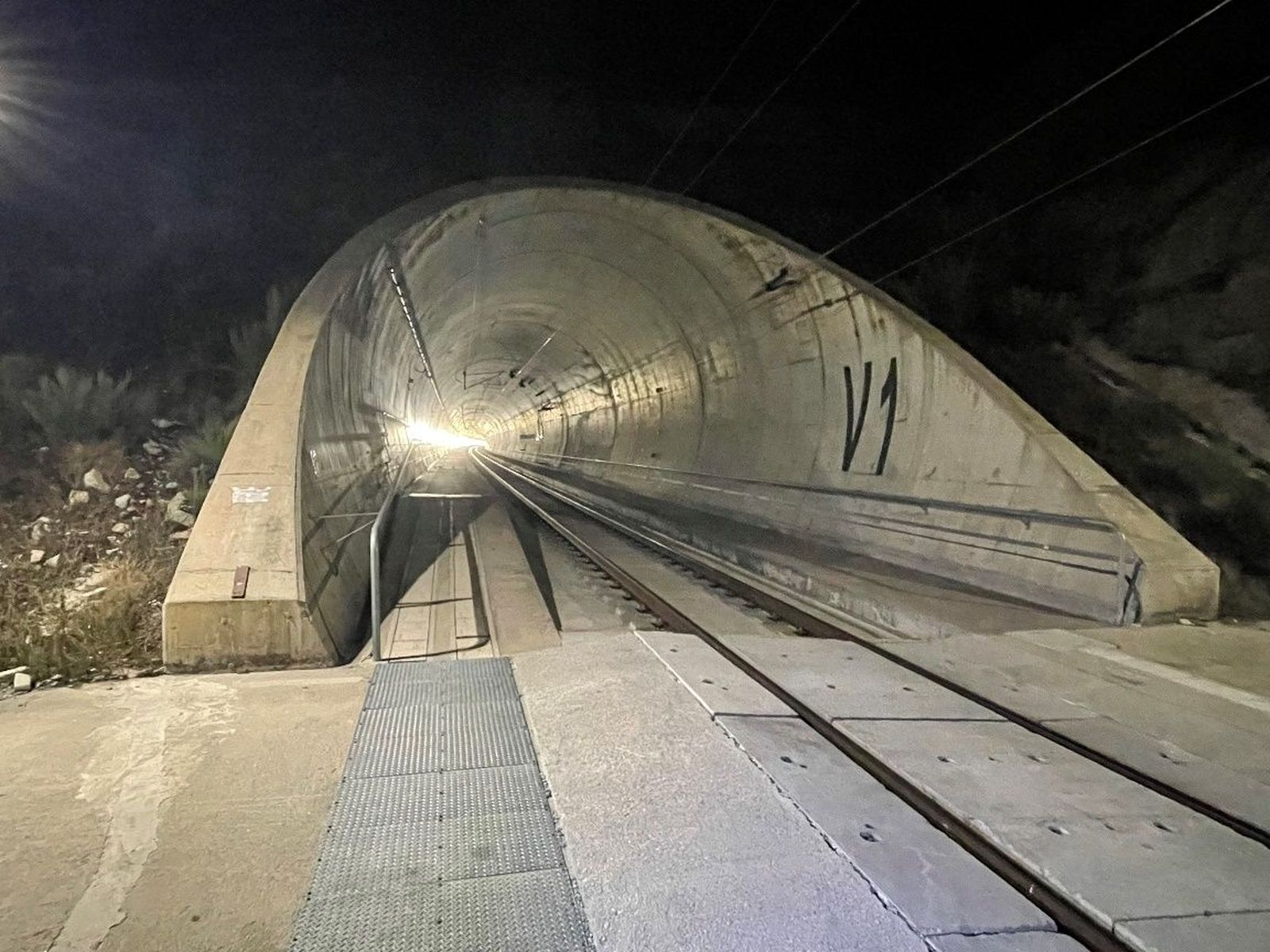 Un túnel de la línea de alta velocidad Madrid-Galicia.