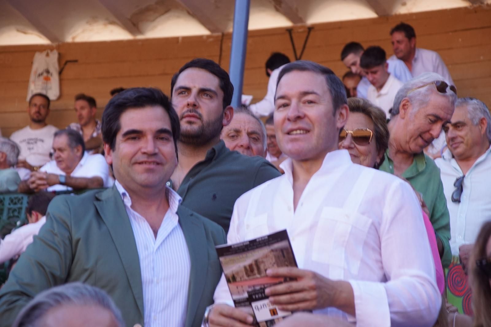 Así ha vivido la afición de La Glorieta el primer cartel de figuras de la feria: imágenes del ambiente en los tendidos y en el patio de cuadrillas