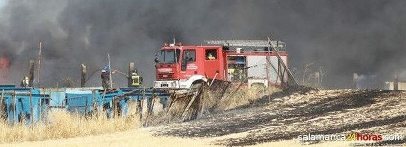 Nuevos incendios en Vistahermosa y el paseo de Torrente Ballester