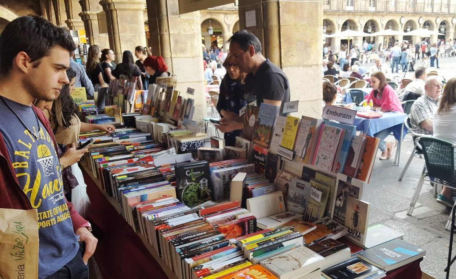 Día del Libro Plaza Mayor 2 e1492975304150