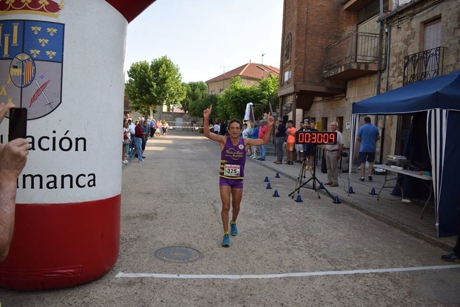 Ricardo Adrados e Isabel Almaraz, los más rápidos en la segunda Carrera Popular de San Muñoz