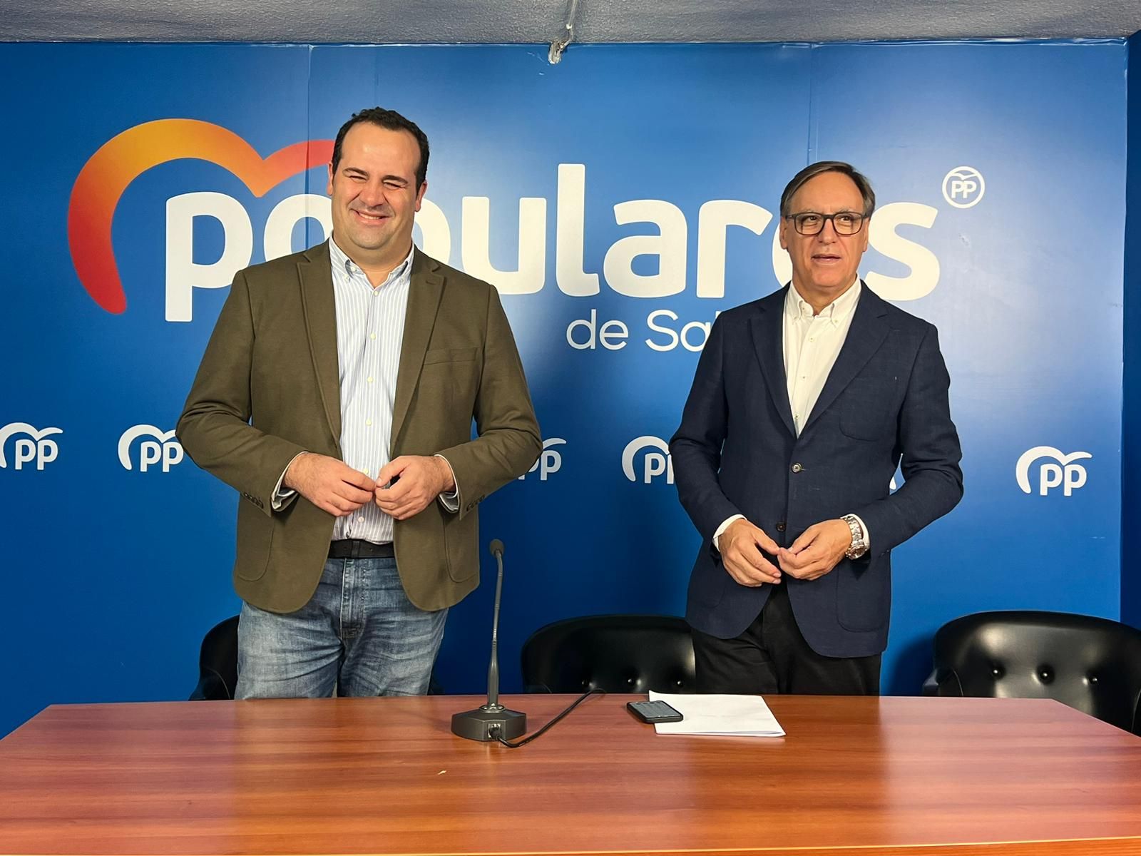 Carlos García Carbayo y David Mingo en la sede del PP. Foto S24H de archivo