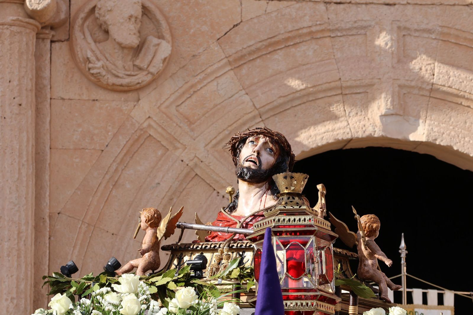 Revive las imágenes de la procesión del Santo Entierro en Fuentesaúco