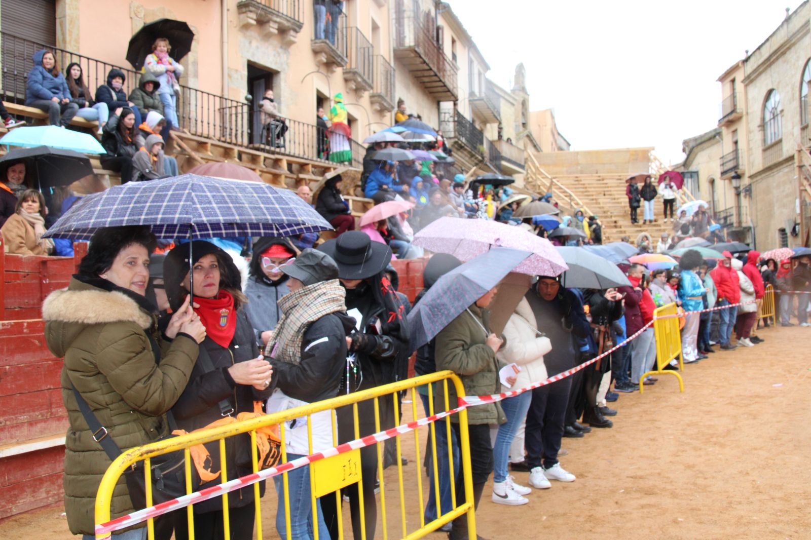 desfile-disfraz-callejero-sabado-carnaval-ciudad-rodrigo-2025-35