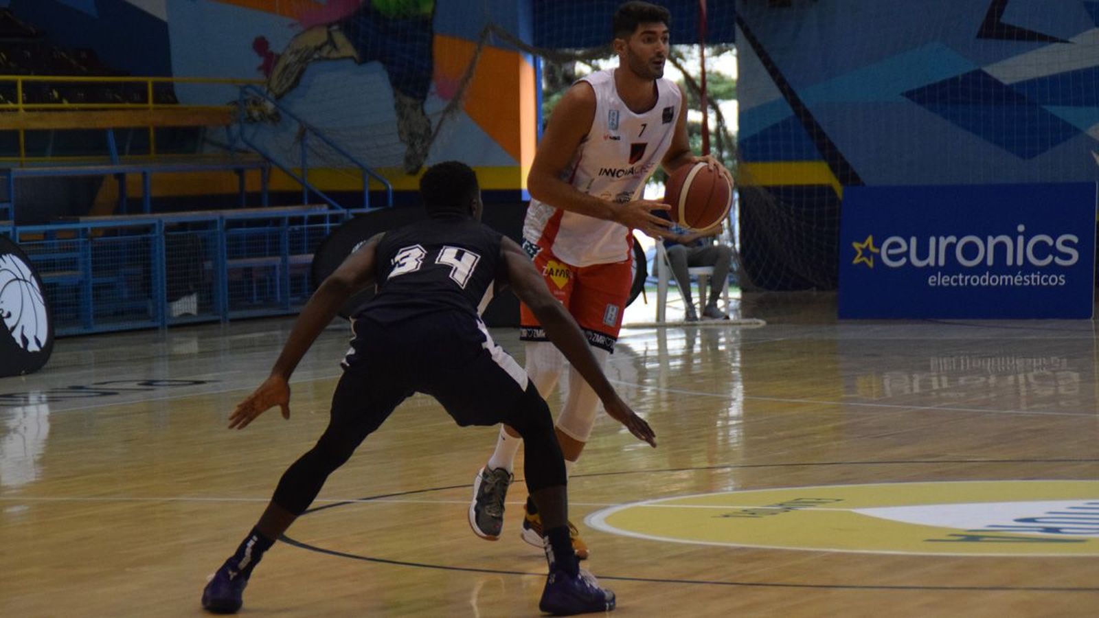 Manu Vázquez sube la bola