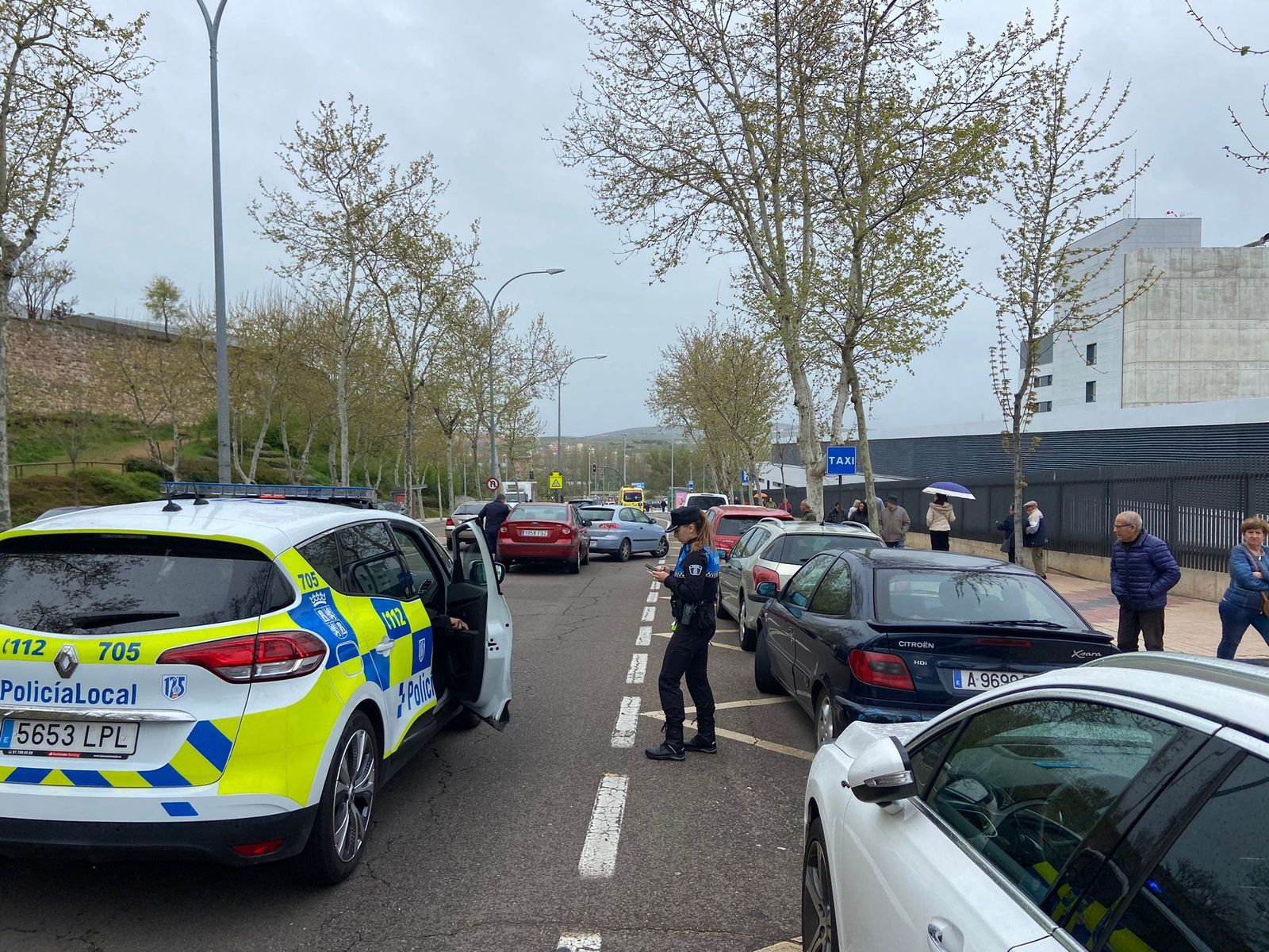 Colisión entre dos turismos en el paseo de San Vicente