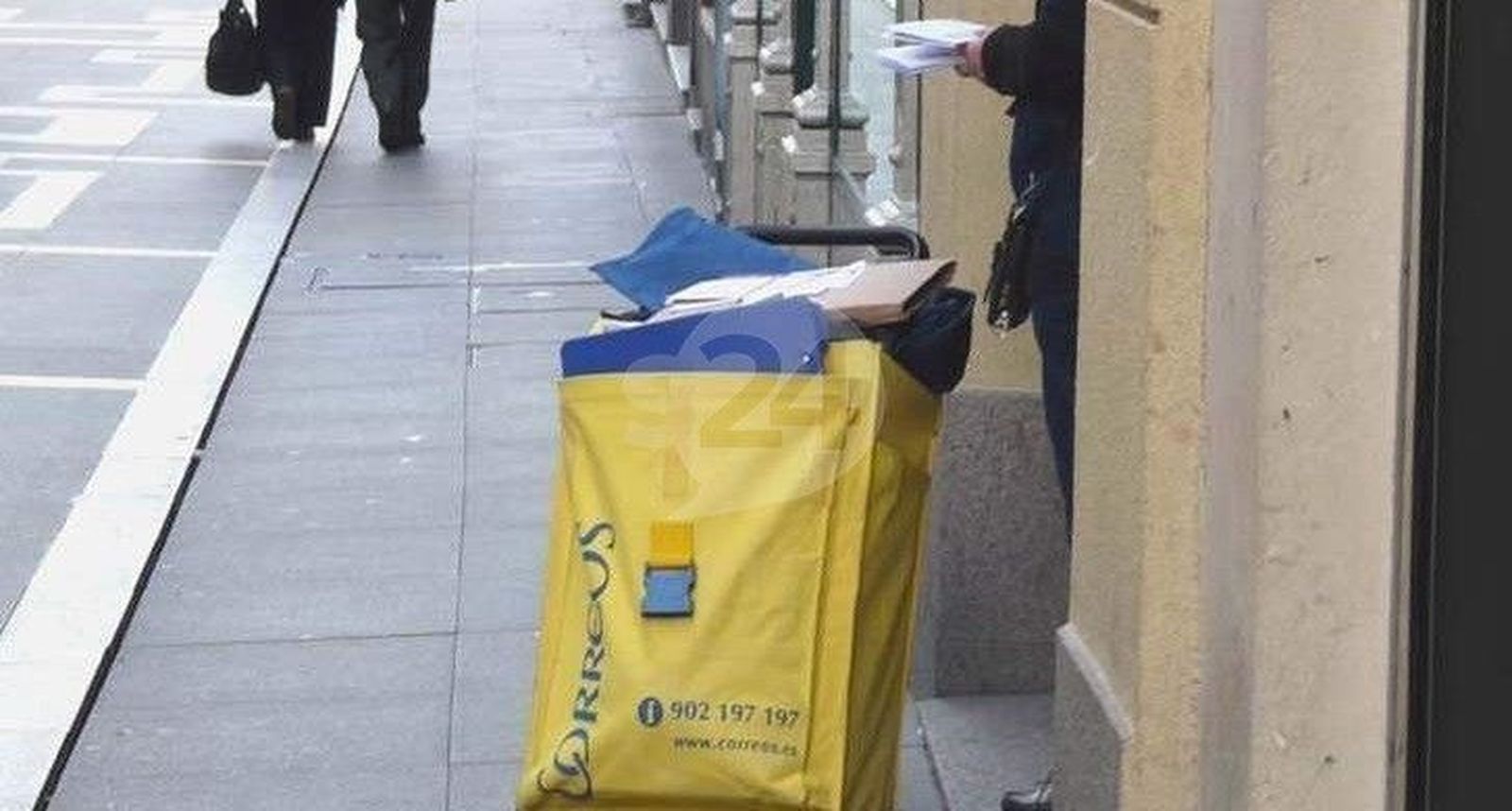 Correos abre una bolsa de empleo para cubrir puestos temporales Correos abre una bolsa de empleo para cubrir puestos temporales