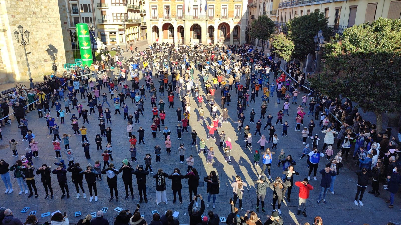 el-colegio-medalla-milagrosa-baila-por-la-paz-24