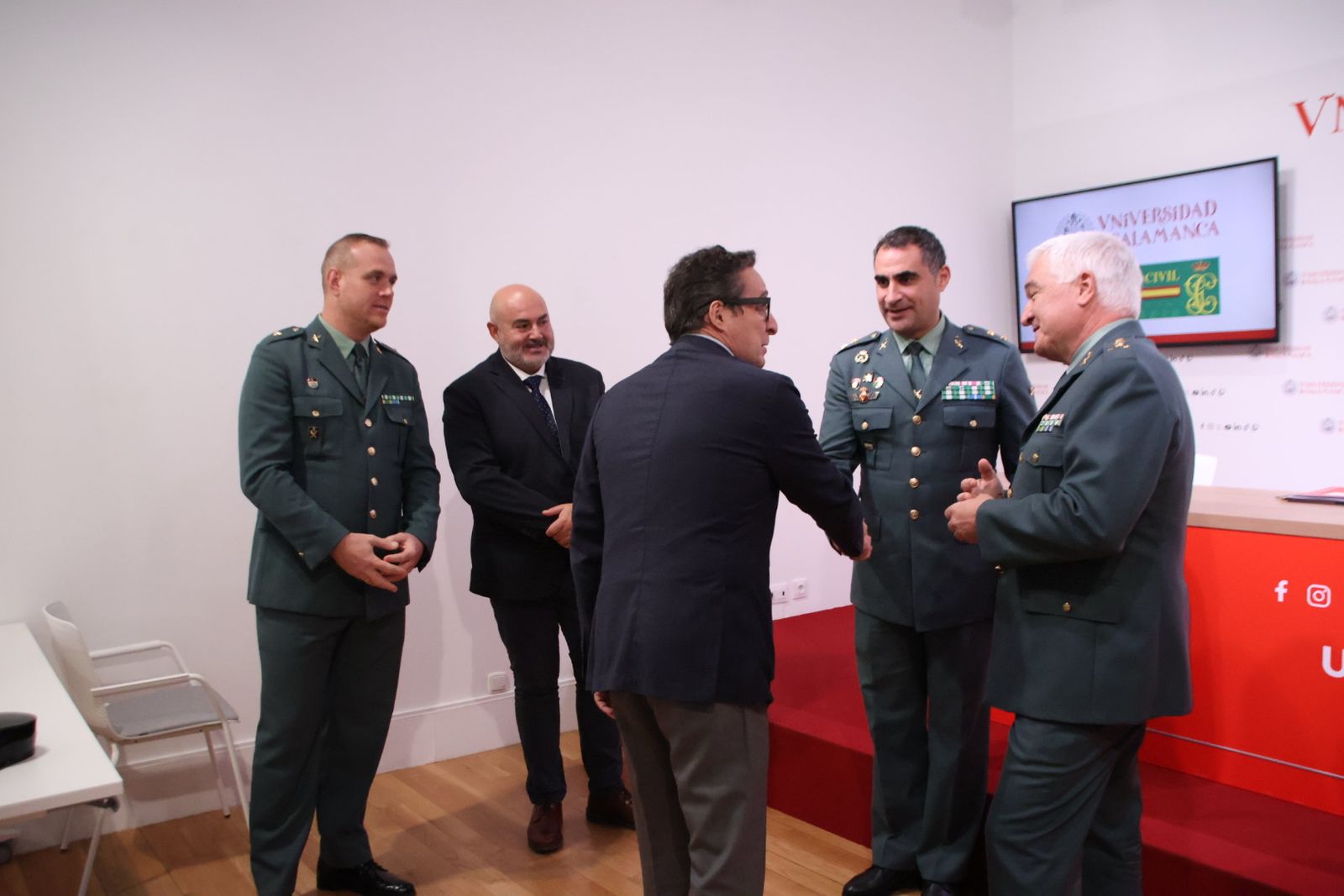 Firma de el protocolo general de actuación en materia de formación e investigación