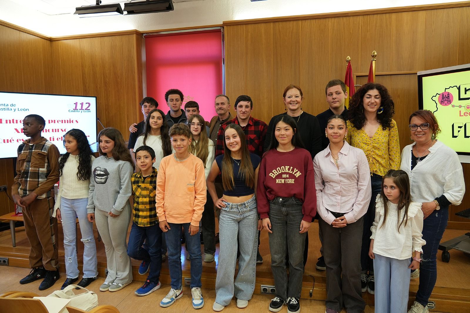 Premiados del concurso ‘¿Qué es para ti el 1-1-2?’ en la edición de 2026