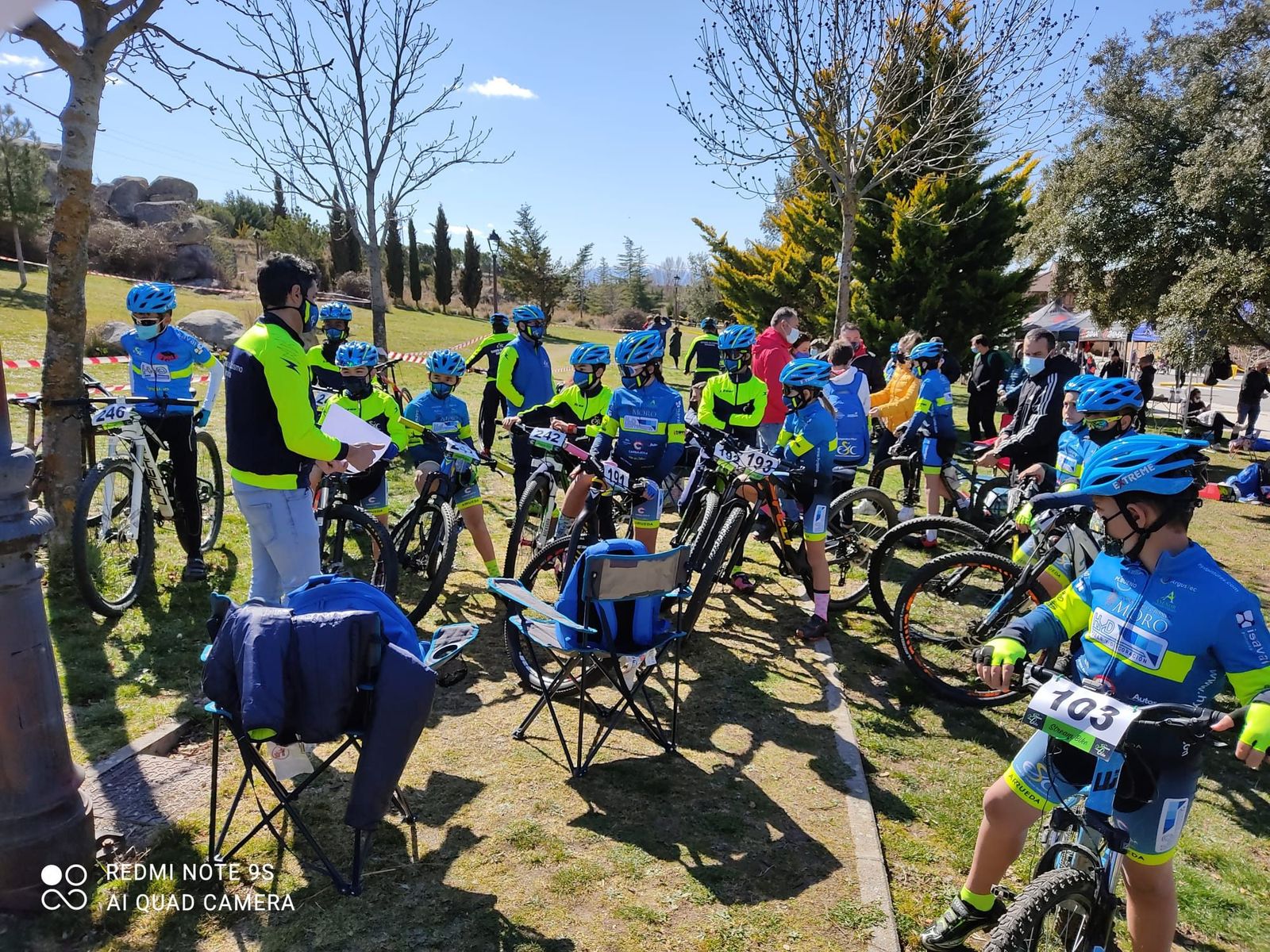 Una victoria y dos podios más para la Escuela de Ciclismo Salmantina en Ávila