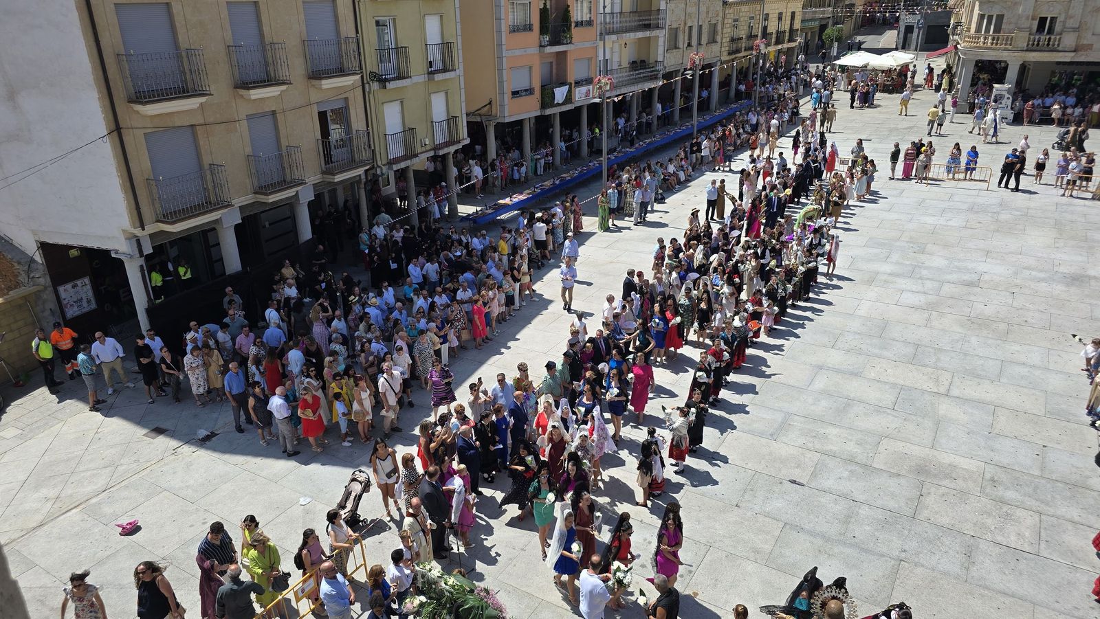 Procesión y ofrenda floral en honor de Nuestra Señora de la Asunción en Guijuelo