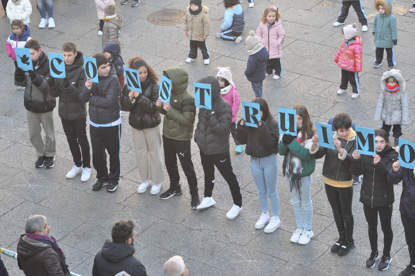 el-colegio-medalla-milagrosa-baila-por-la-paz-15