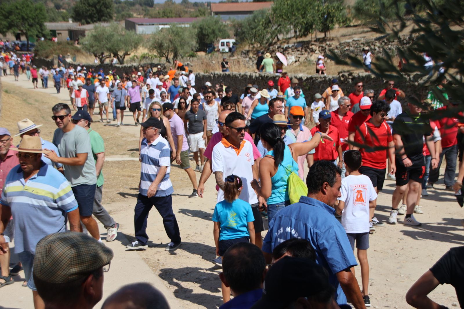 Lumbrales encierro a caballo