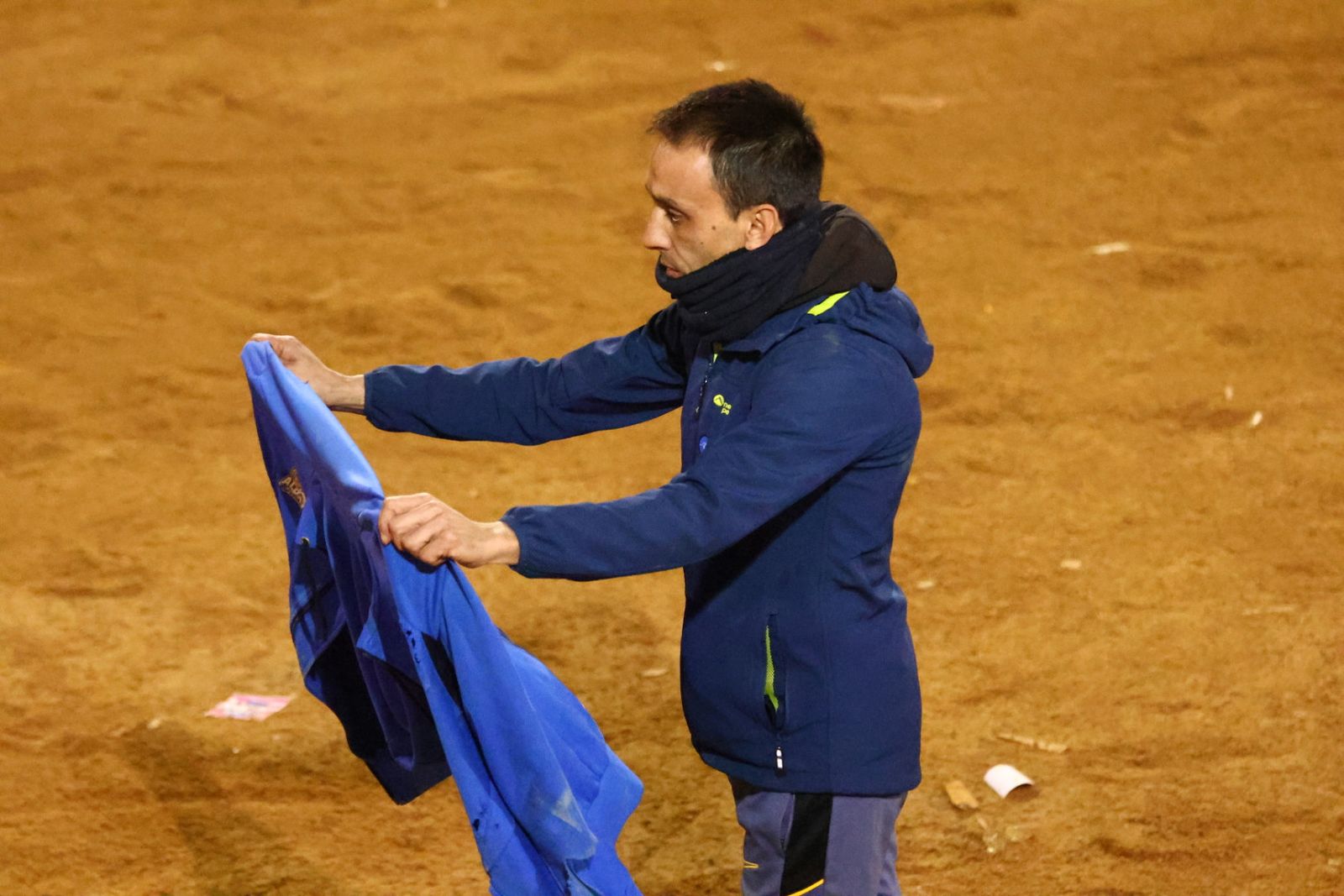 Capea nocturna de lunes en el Carnaval del Toro 2026