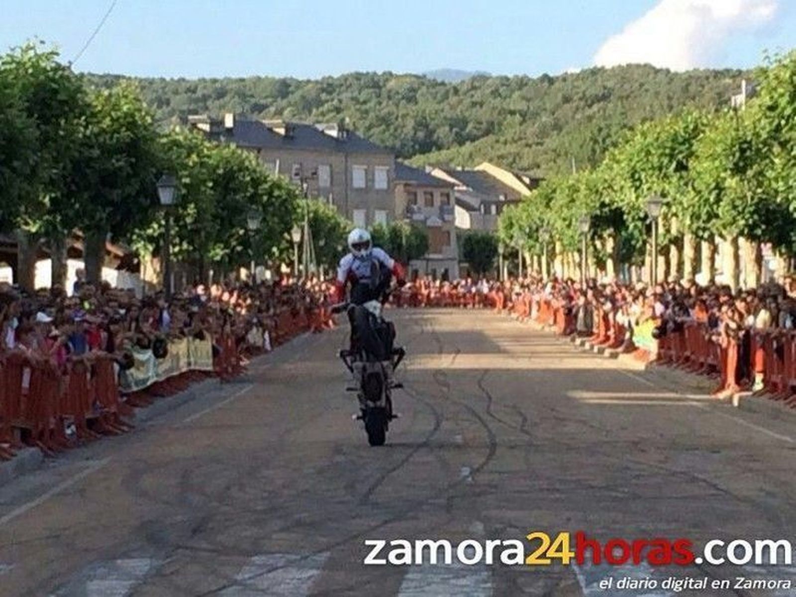 La Concentración de Motos de Sanabria vive su día grande