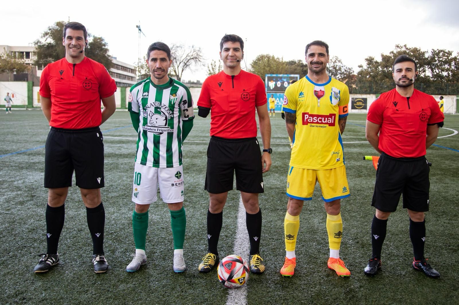 David García de Loma, árbitro del Guijuelo   Arandina | FOTO CD GUIJUELO