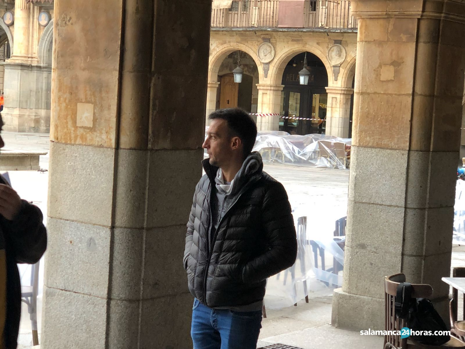 Amenábar en la plaza (1)