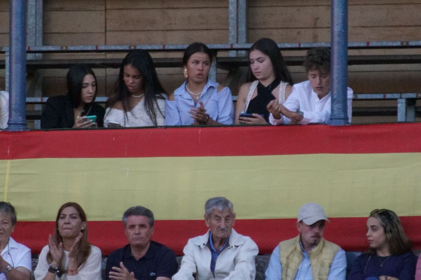 Clase práctica con alumnos de la Escuela de Tauromaquia de Salamanca (Diego Mateos, Noel García y Álvaro Rojo con erales de Esteban Isidro)