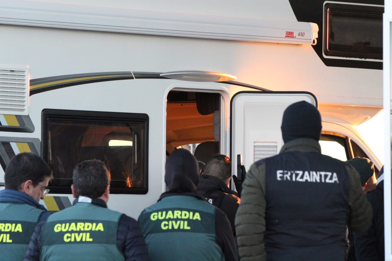 whatsapp-image-2024-12-20-at-18-00-00-3