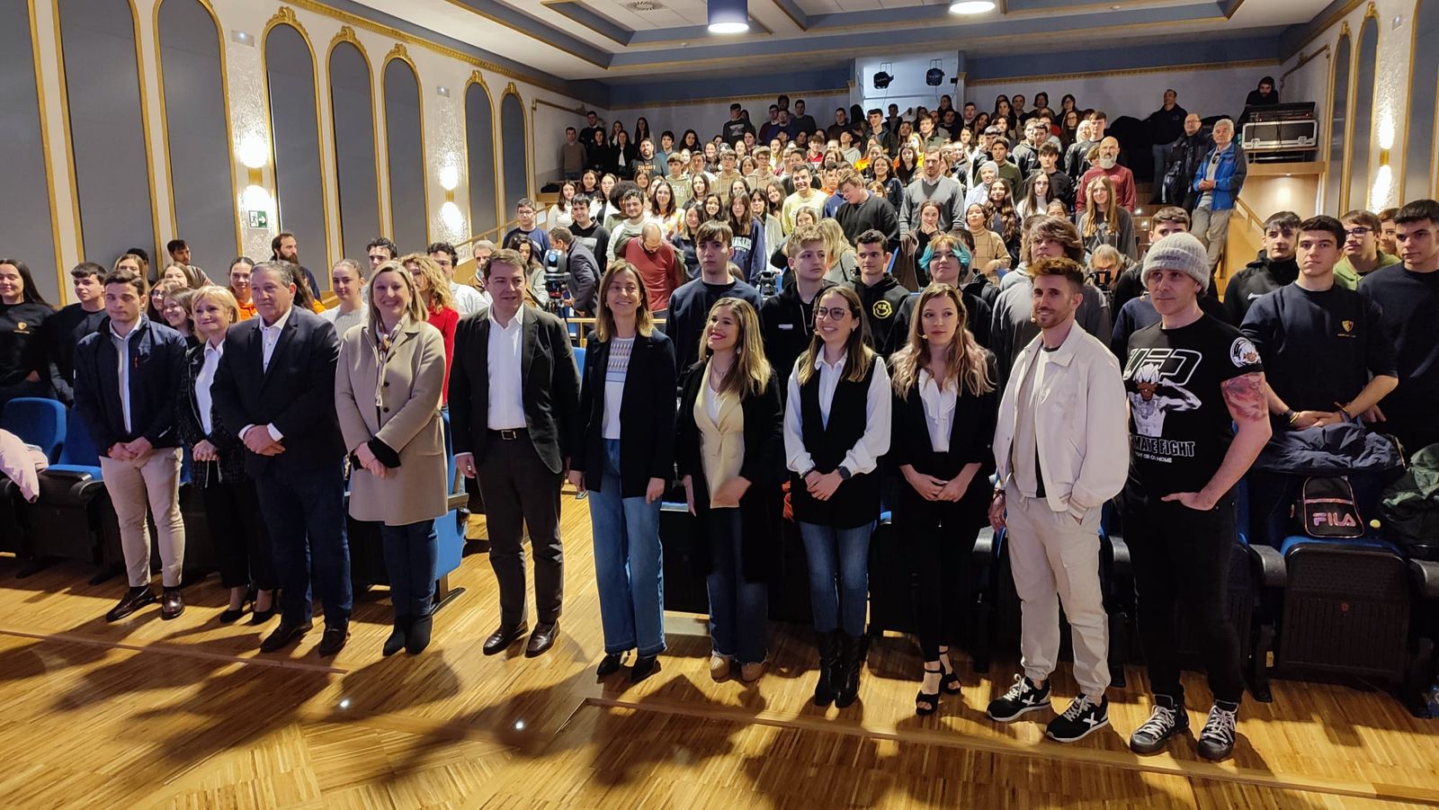 Fernández Mañueco en el acto de presentación de Pausa y reconecta Fernández Mañueco en el acto de presentación de Pausa y reconecta