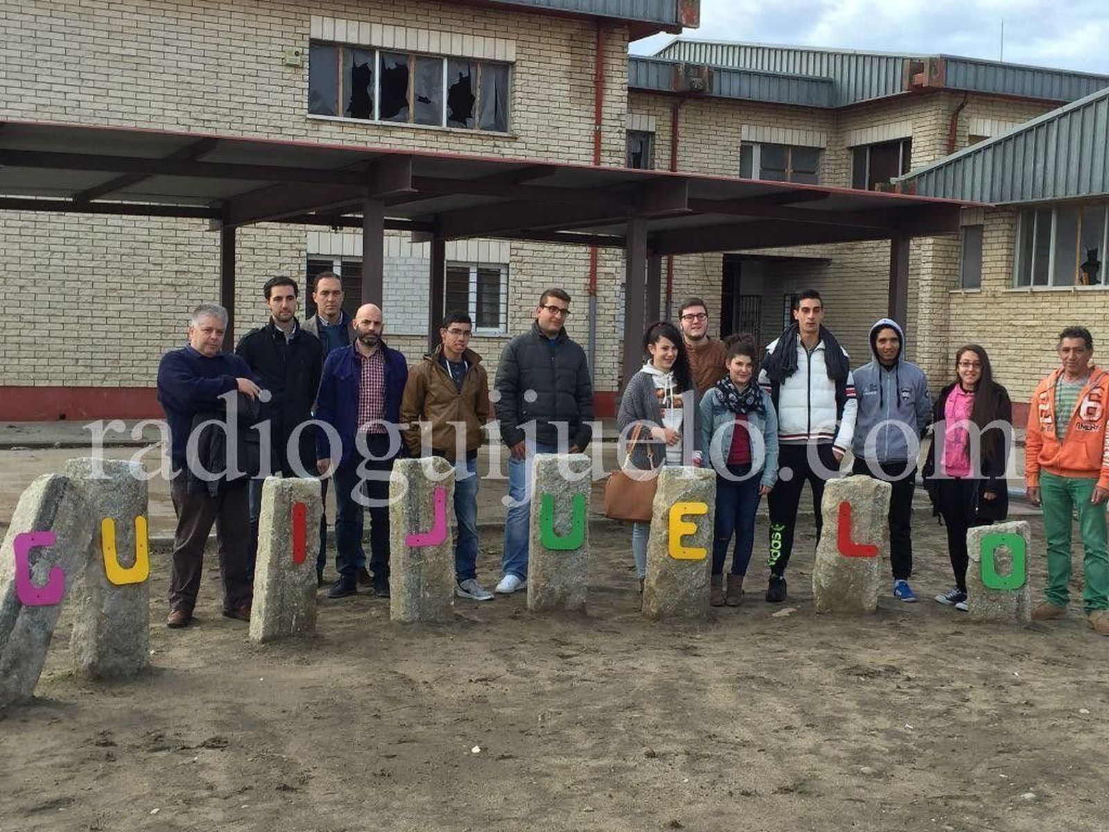 Los ocho alumnos de la nueva Escuela Taller terminarán las obras del albergue