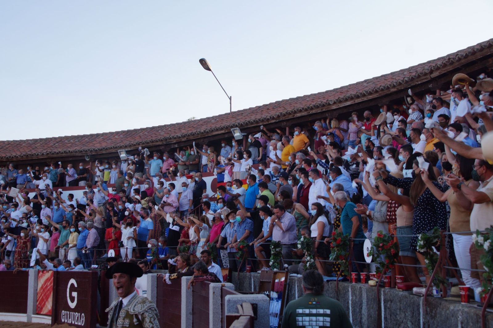 Casi lleno en la plaza de toros de Guijuelo Casi lleno en la plaza de toros de Guijuelo
