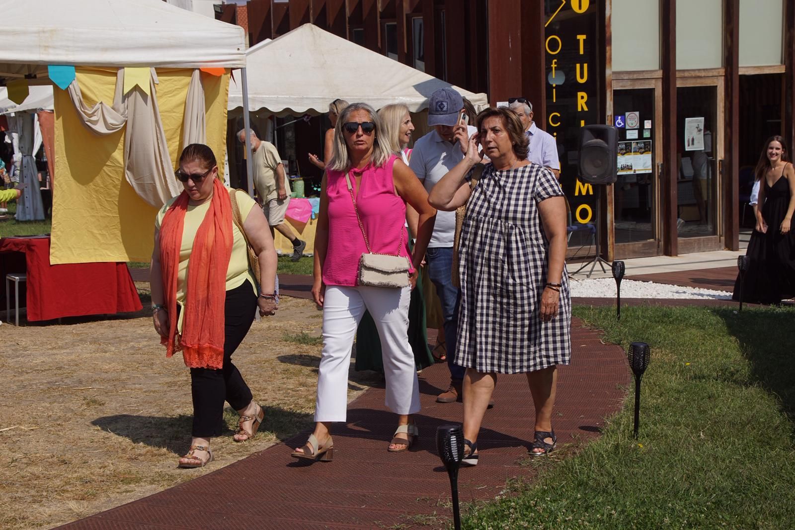 Inauguración del mercado medieval de Alba de Tormes