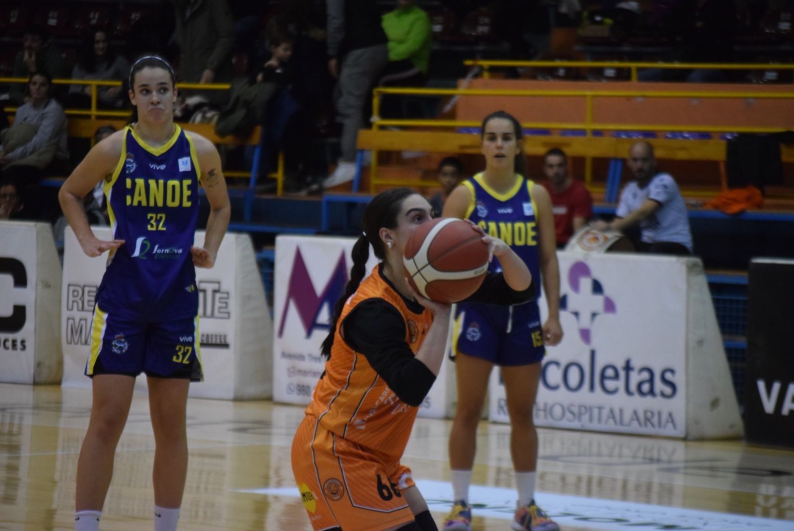 cd-zamarat-real-canoe-42