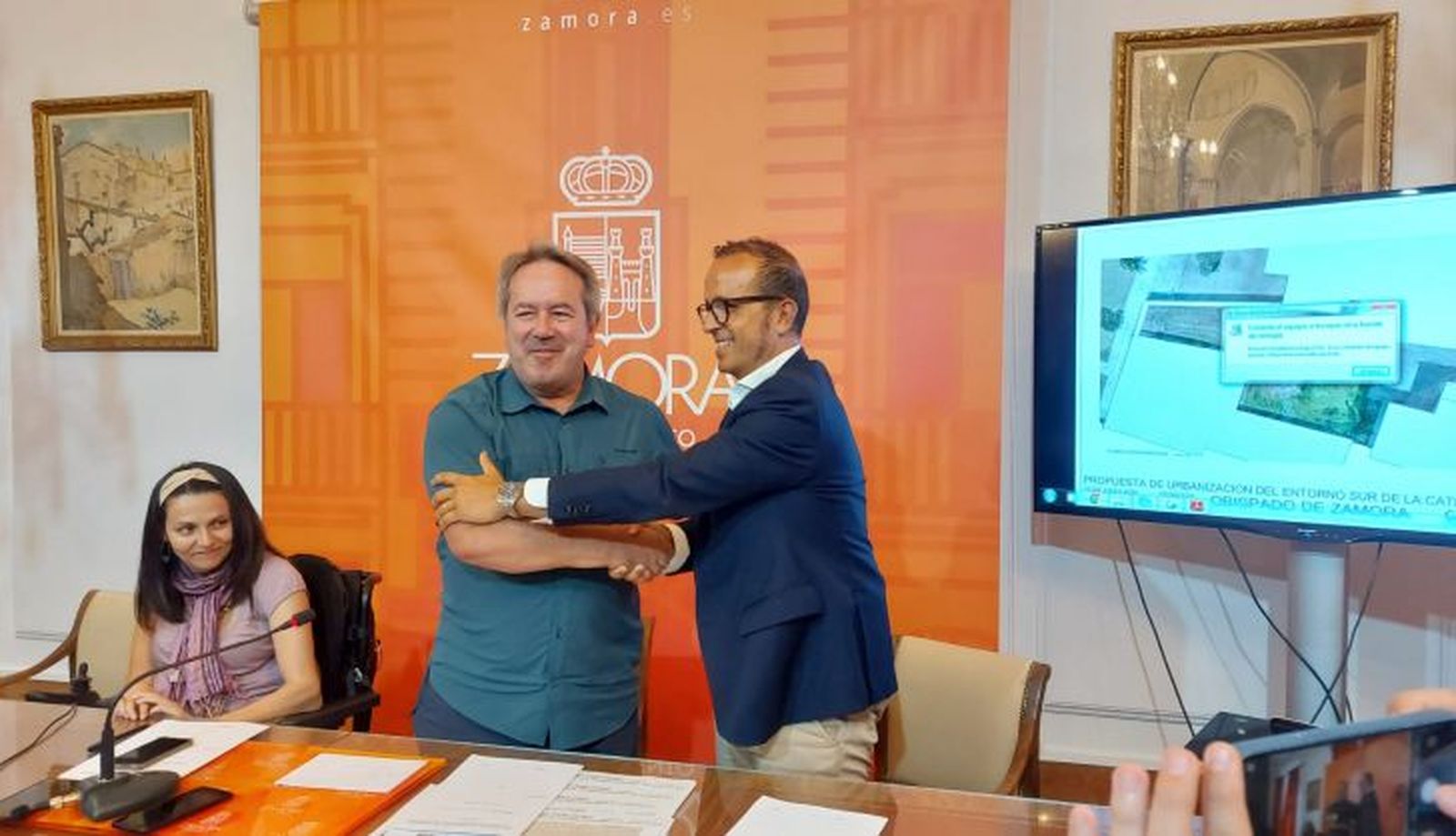 Firma del convenio en el Ayuntamiento de Zamora