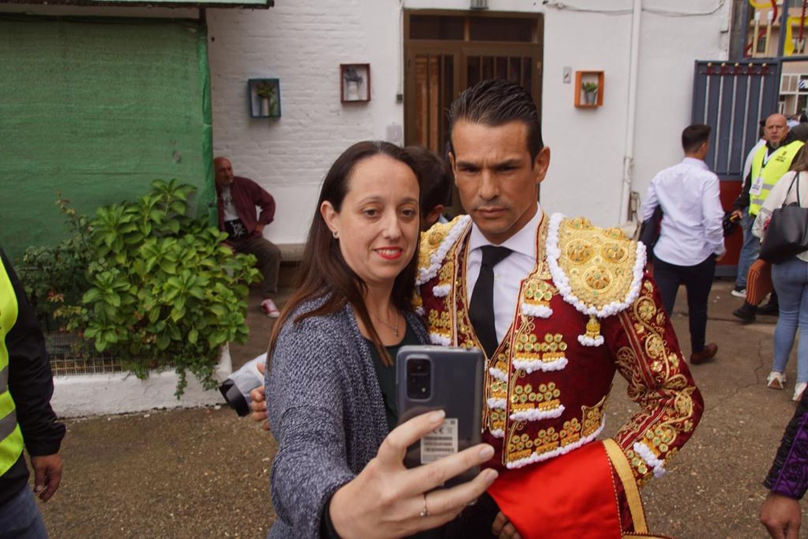ambiente-en-el-patio-de-cuadrillas-de-la-glorieta-sabado-16-de-septiembre-48