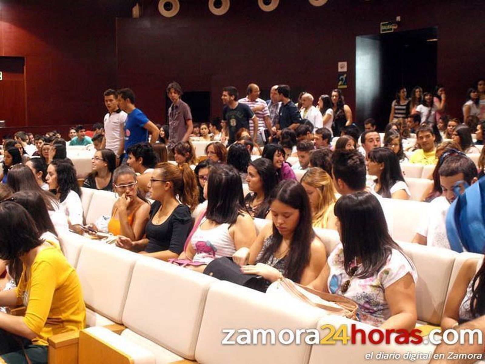 El alumno nuevo deberá superar el 20% de los créditos para seguir sus estudios