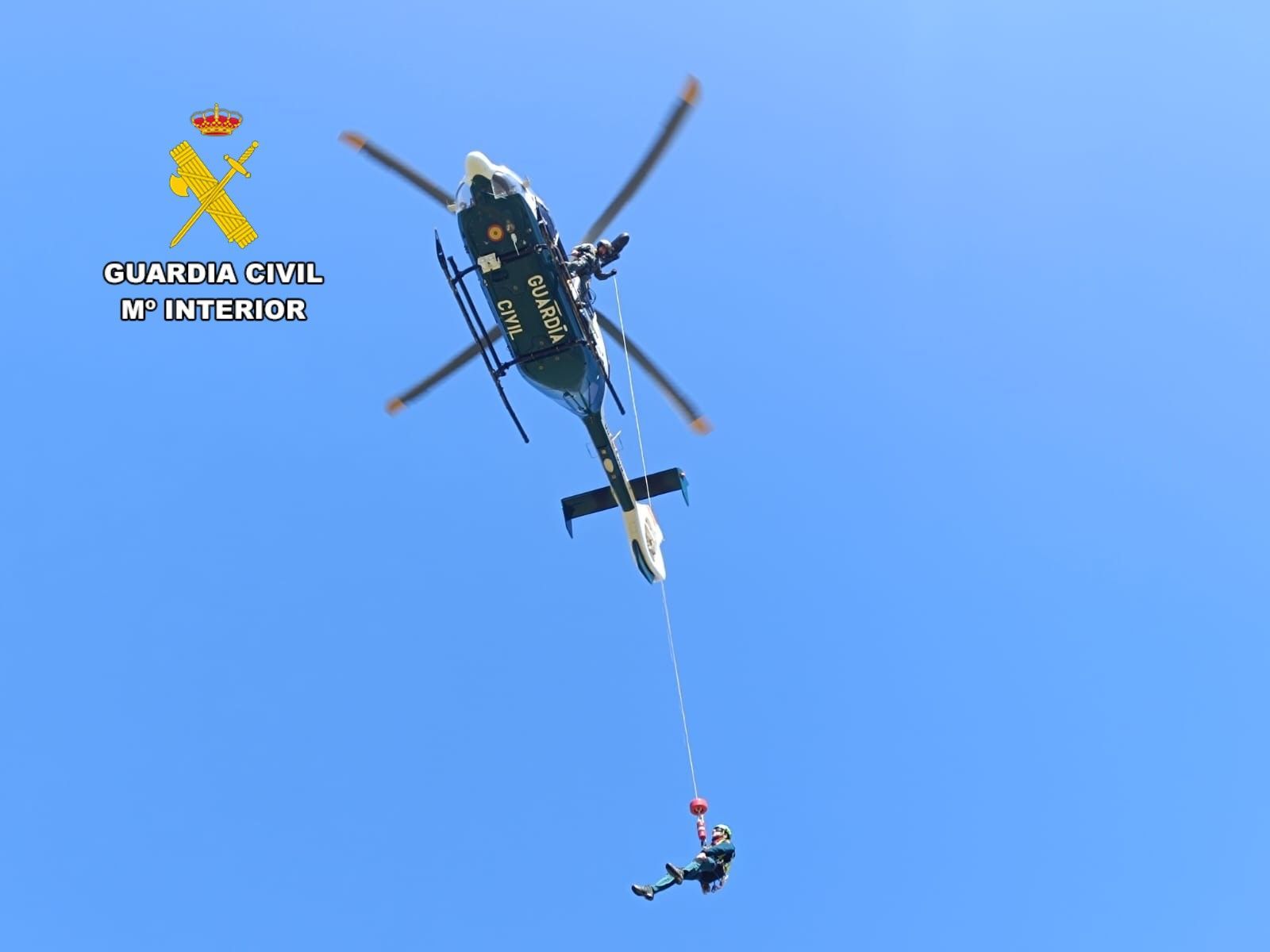 Comienza a operar por Salamanca el nuevo modelo de helicóptero de la Guardia Civil EC-135 Comienza a operar por Salamanca el nuevo modelo de helicóptero de la Guardia Civil EC-135