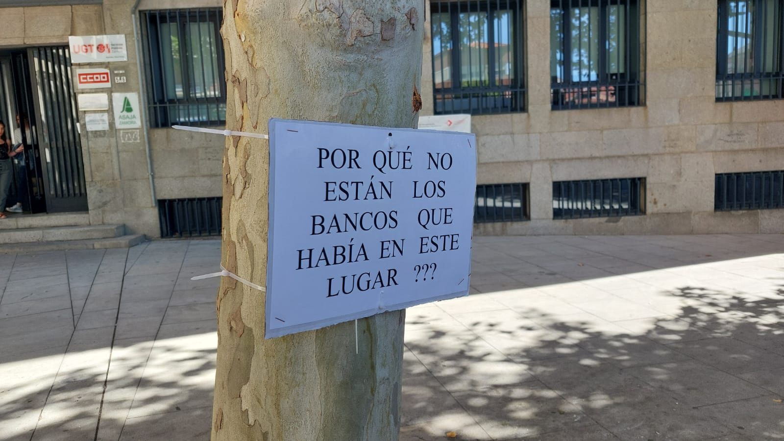 Cartel Bancos Pza Alemania