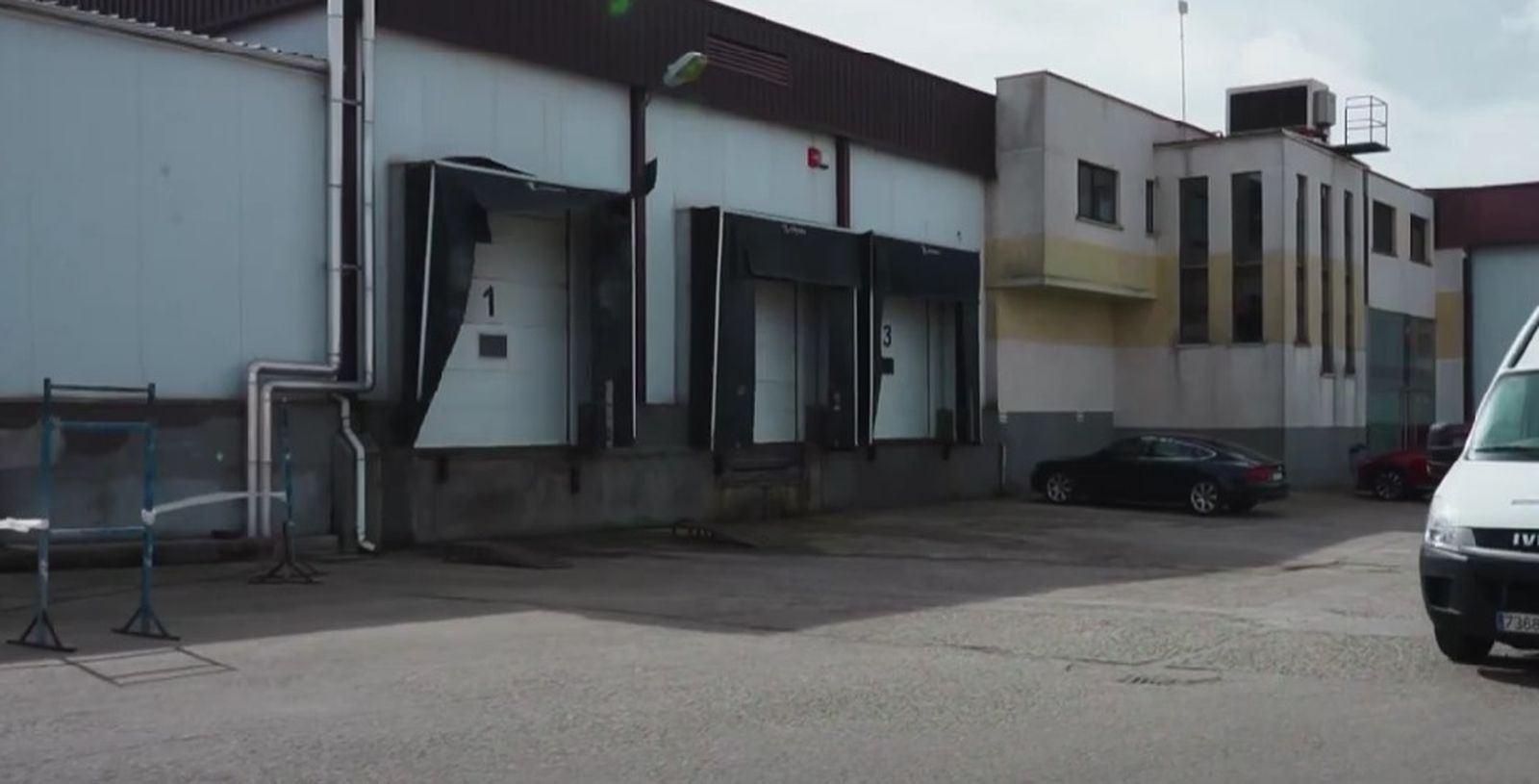 Matadero de Mozárbez, subasta pública