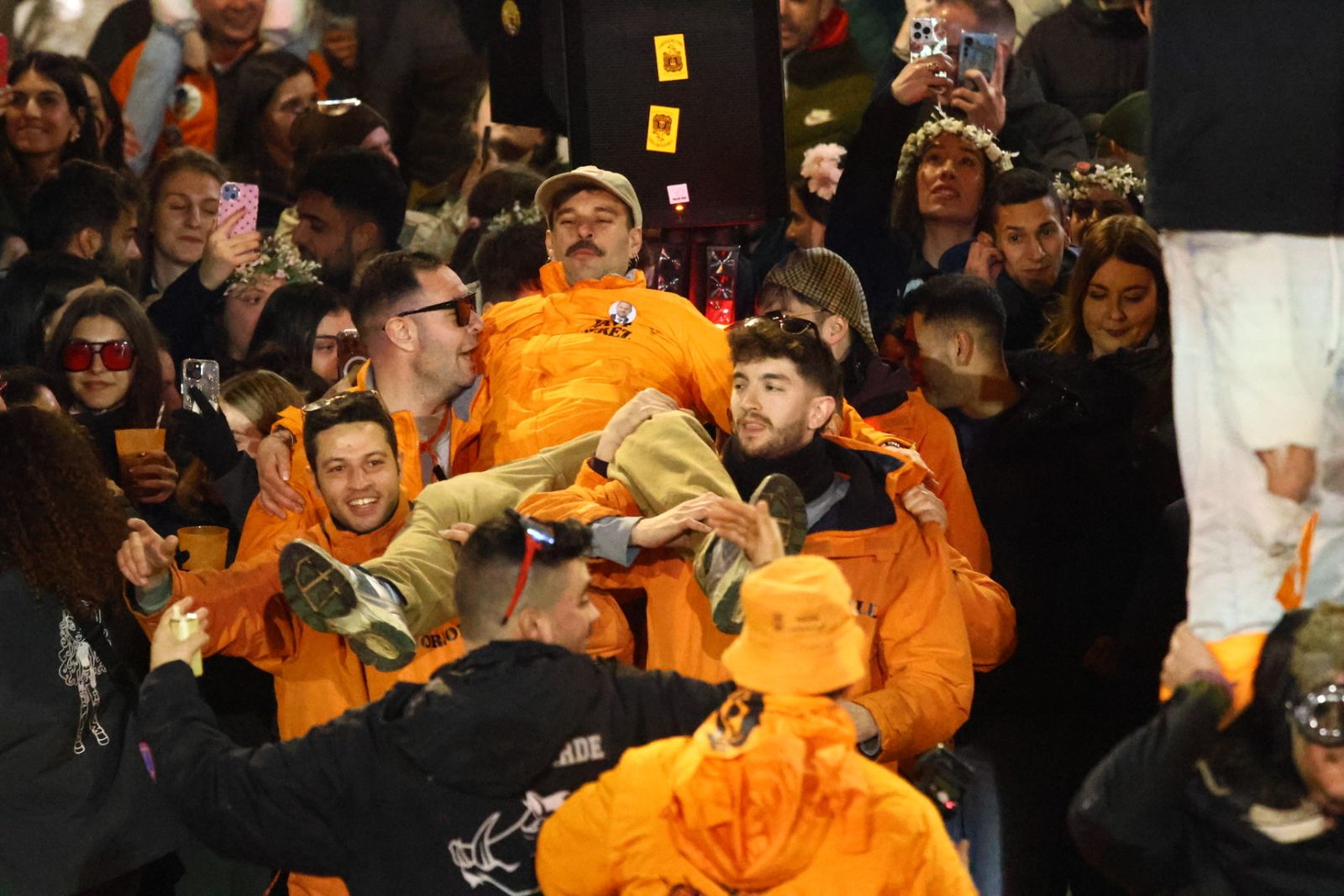 Capea nocturna de lunes en el Carnaval del Toro 2026