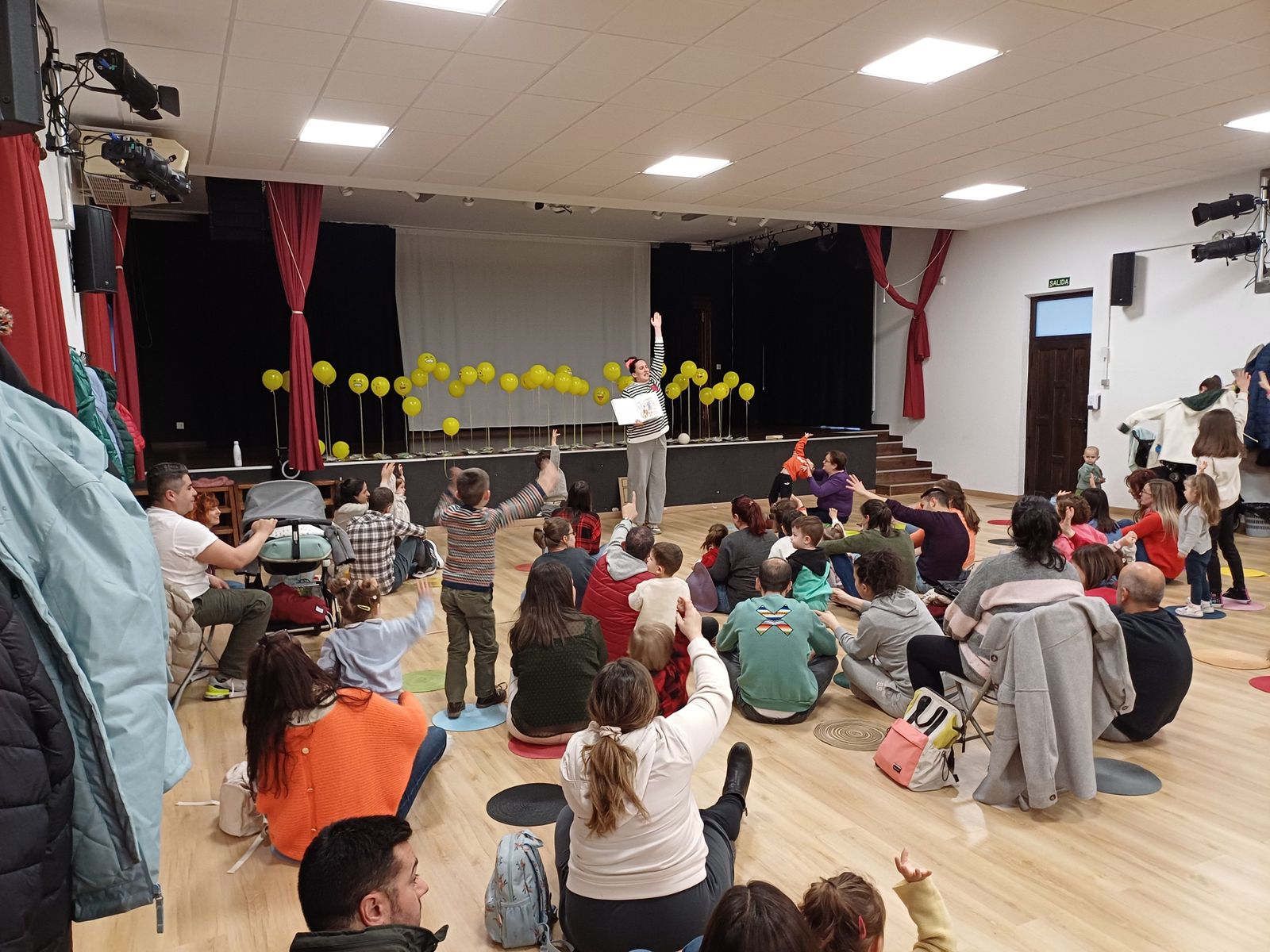 Programa 'Punto de Cuento' en Castellanos de Moriscos